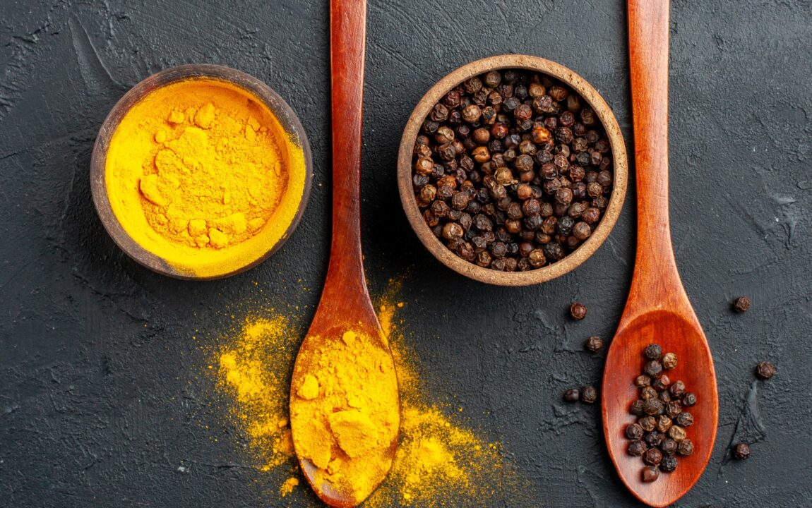 curcumina; pimienta negra; peperina; suplementos de cúrcuma; suplementos de peperina; suplementos de cúrcuma y peperina; suplementos de peperina y cúrcuma