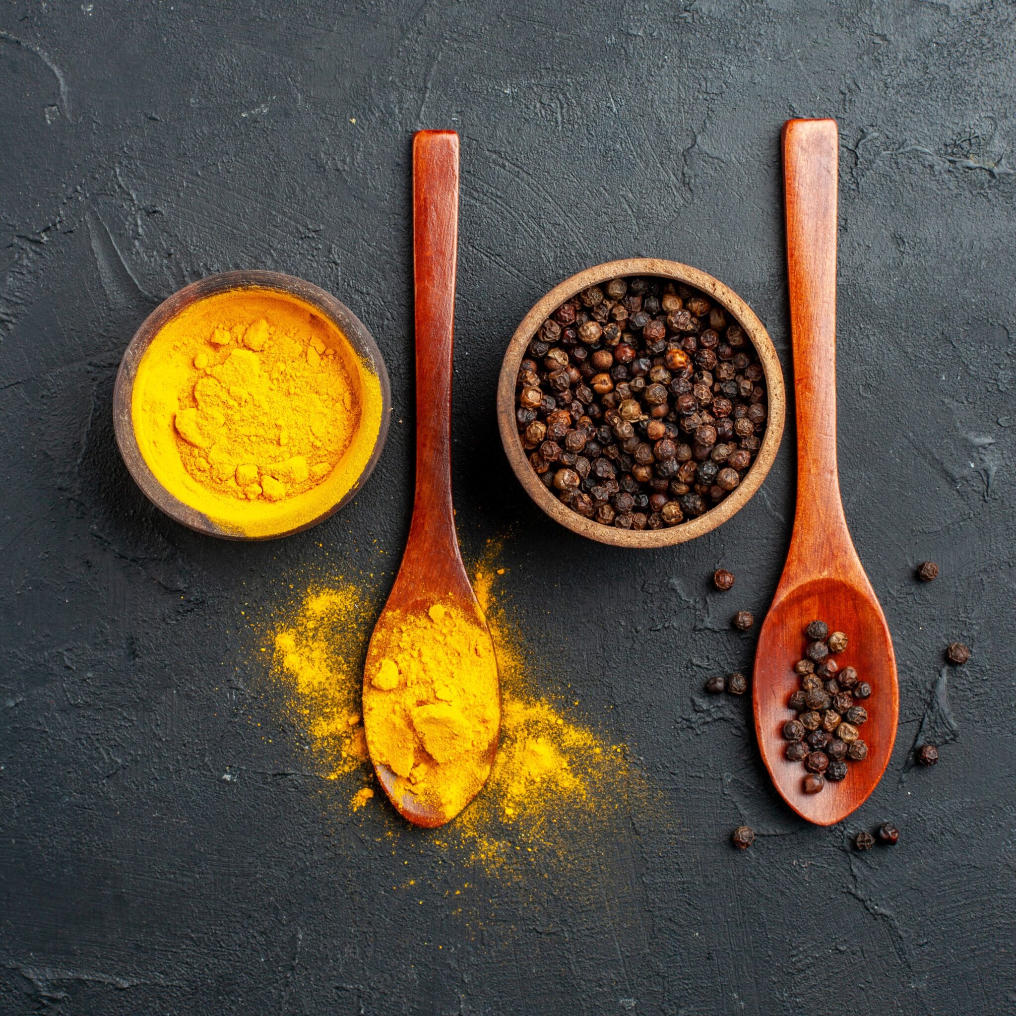 curcumina; pimienta negra; peperina; suplementos de cúrcuma; suplementos de peperina; suplementos de cúrcuma y peperina; suplementos de peperina y cúrcuma